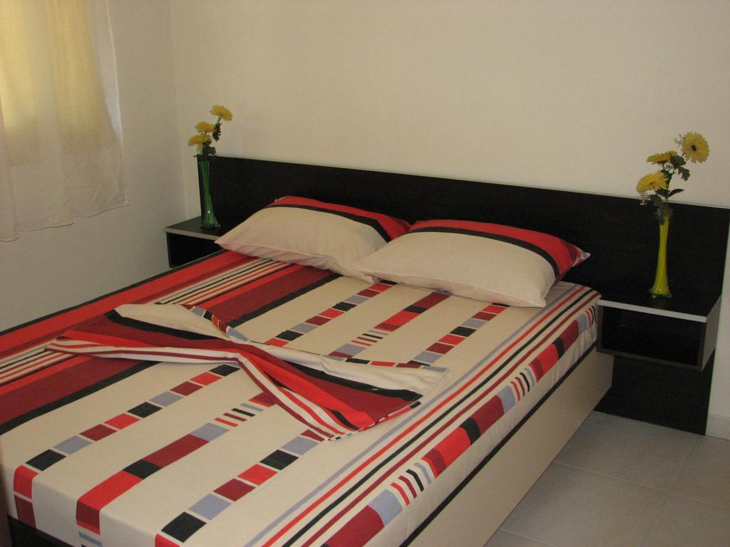 Aparthotel Vila Tufi Velipoje Ruang foto