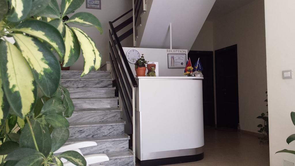 Aparthotel Vila Tufi Velipoje Bagian luar foto