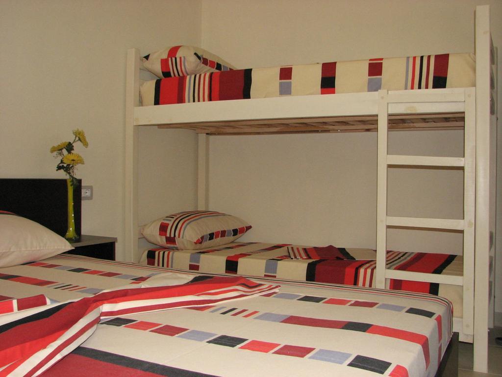 Aparthotel Vila Tufi Velipoje Bagian luar foto