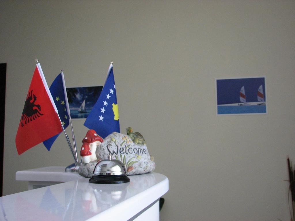 Aparthotel Vila Tufi Velipoje Bagian luar foto